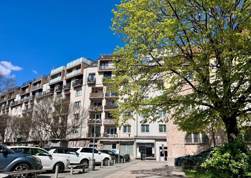 Rent Two bedroom apartment, Two bedroom apartment, Dulovo námestie, Br