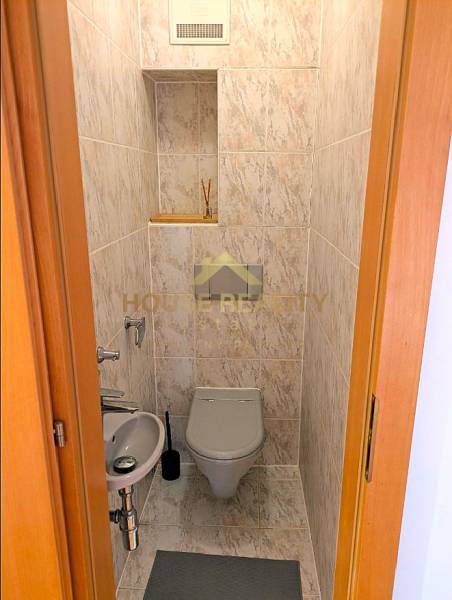 Rent Three bedroom apartment, Three bedroom apartment, Martinengova, B