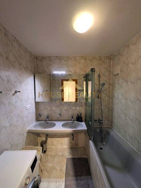 Rent Three bedroom apartment, Three bedroom apartment, Martinengova, B