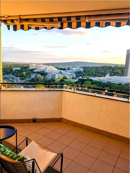 Rent Three bedroom apartment, Three bedroom apartment, Martinengova, B