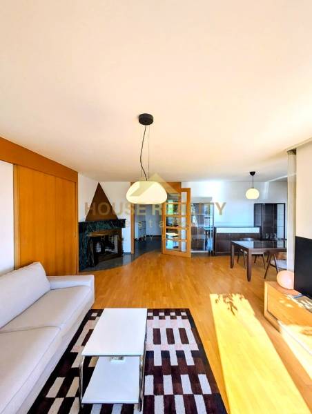 Rent Three bedroom apartment, Three bedroom apartment, Martinengova, B