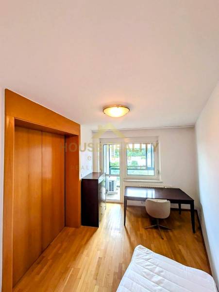 Rent Three bedroom apartment, Three bedroom apartment, Martinengova, B