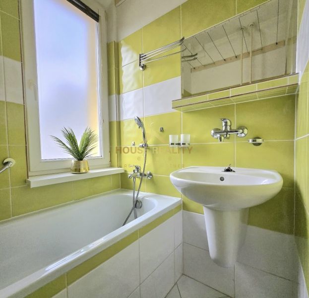 Rent Studio, Studio, Rovníková, Bratislava - Ružinov, Slovakia