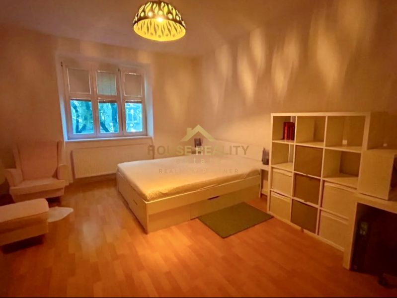 Rent One bedroom apartment, One bedroom apartment, Dobrovského, Bratis
