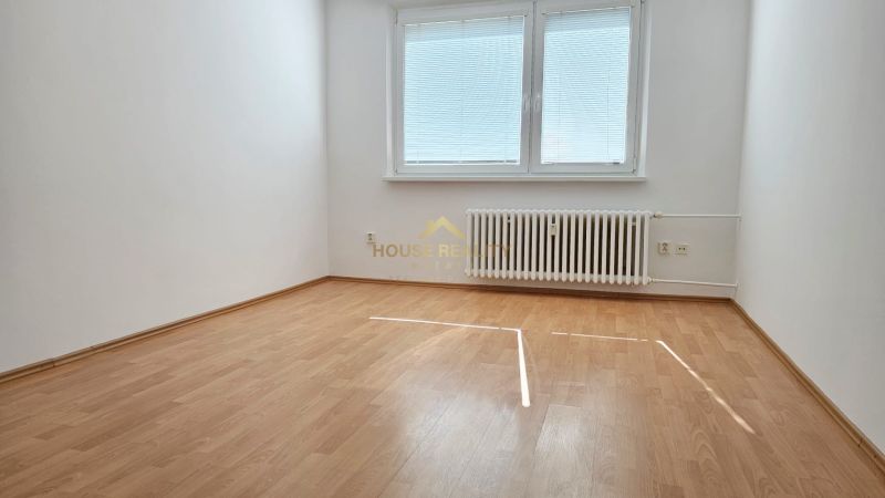 Sale Studio, Studio, Saratovská, Bratislava - Dúbravka, Slovakia