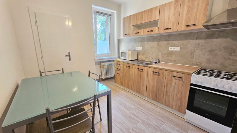 Rent One bedroom apartment, One bedroom apartment, Súťažná, Bratislava