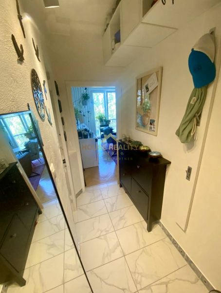 Sale Studio, Studio, Smikova, Bratislava - Nové Mesto, Slovakia