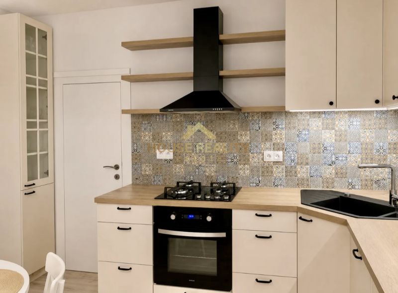 Rent Two bedroom apartment, Two bedroom apartment, Húščavova, Bratisla