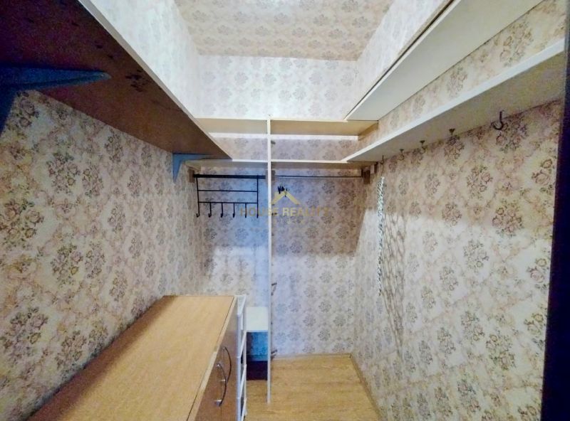 Rent Three bedroom apartment, Three bedroom apartment, Líščie nivy, Br