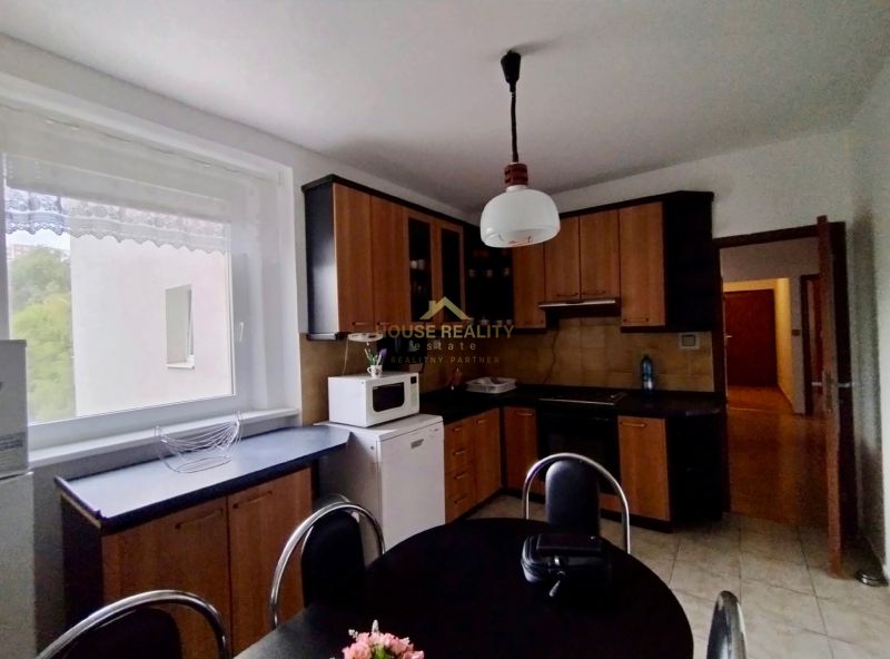 Rent Three bedroom apartment, Three bedroom apartment, Líščie nivy, Br