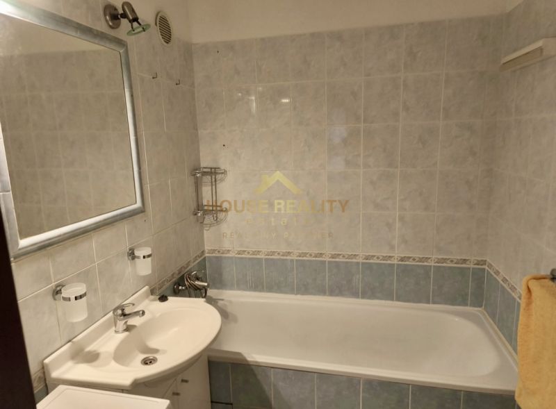 Rent Three bedroom apartment, Three bedroom apartment, Líščie nivy, Br