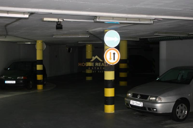 Rent One bedroom apartment, One bedroom apartment, Heyrovského, Bratis