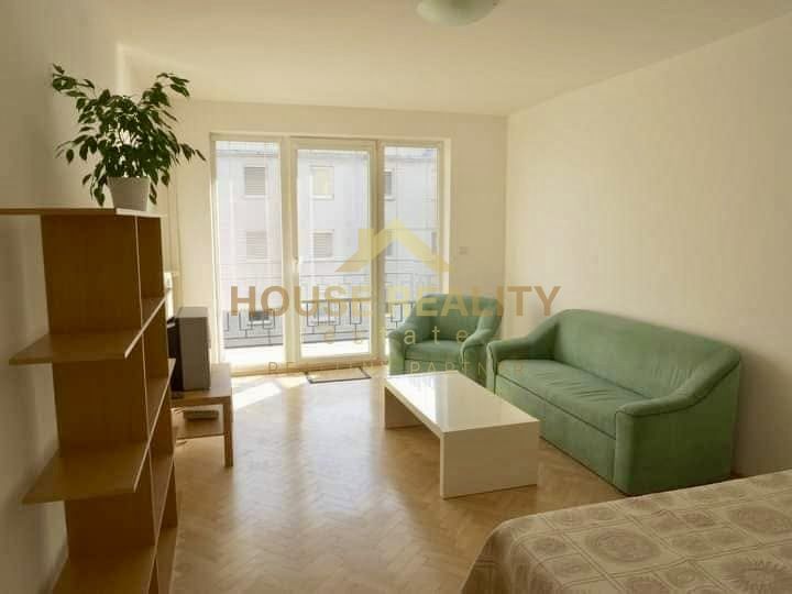 Rent One bedroom apartment, One bedroom apartment, Hollého, Bratislava
